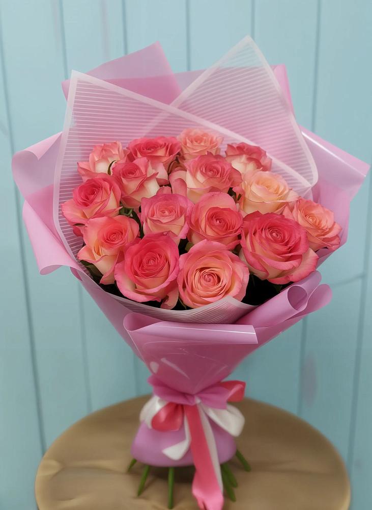 Букет 15 Розовых роз Равель в Раевской