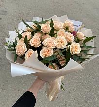 Букет Кремовые розы Латте в Раевской
