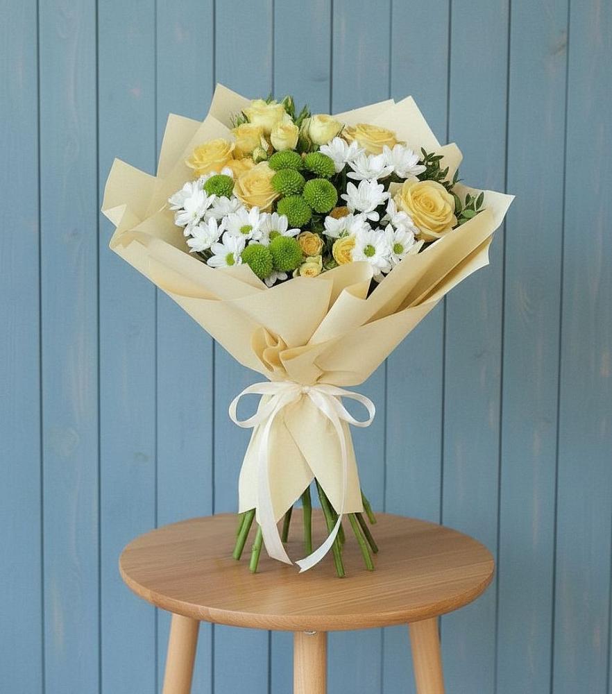 Букет цветов из: Хризантемы и Розы в Раевской