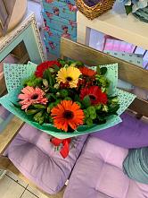 Букет цветов из:  Герберы, Хризантемы и Альстромерии #REPLACE_PRED# Раевской