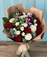 Букет цветов из:  Розы и Альстромерии в Раевской