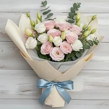 Букет цветов из:  Лизиантусы в Раевской