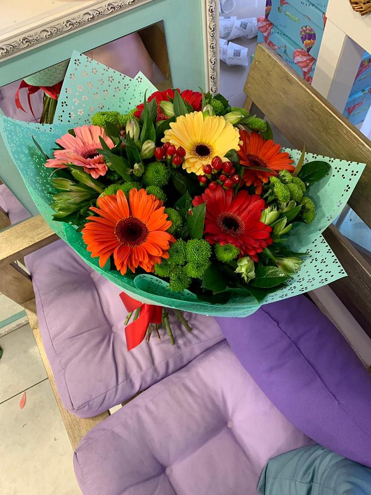 Букет цветов из: Герберы, Хризантемы и Альстромерии в Раевской