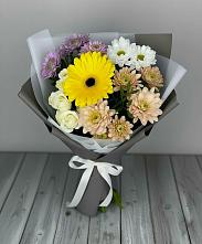 Букет цветов из:  Розы, Герберы и Хризантемы в Раевской