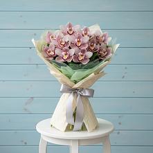Букет цветов из:  Орхидеи и Розы в Раевской