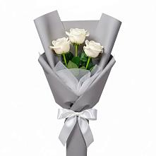 Букет 3 белые розы #REPLACE_PRED# Раевской