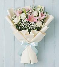 Букет цветов из:  Лилии в Раевской