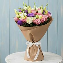 Букет цветов из:  Лизиантусы в Раевской