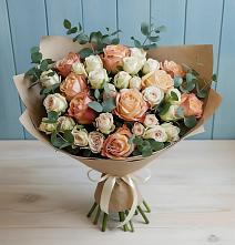 Букет цветов из:  Альстромерии и Розы #REPLACE_PRED# Раевской